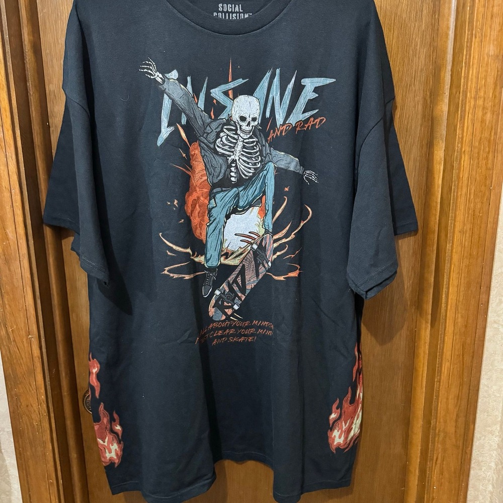 Social Collision skeleton skater NWOT size XL